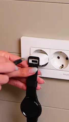 Smartwatch charging made easy with this hack 