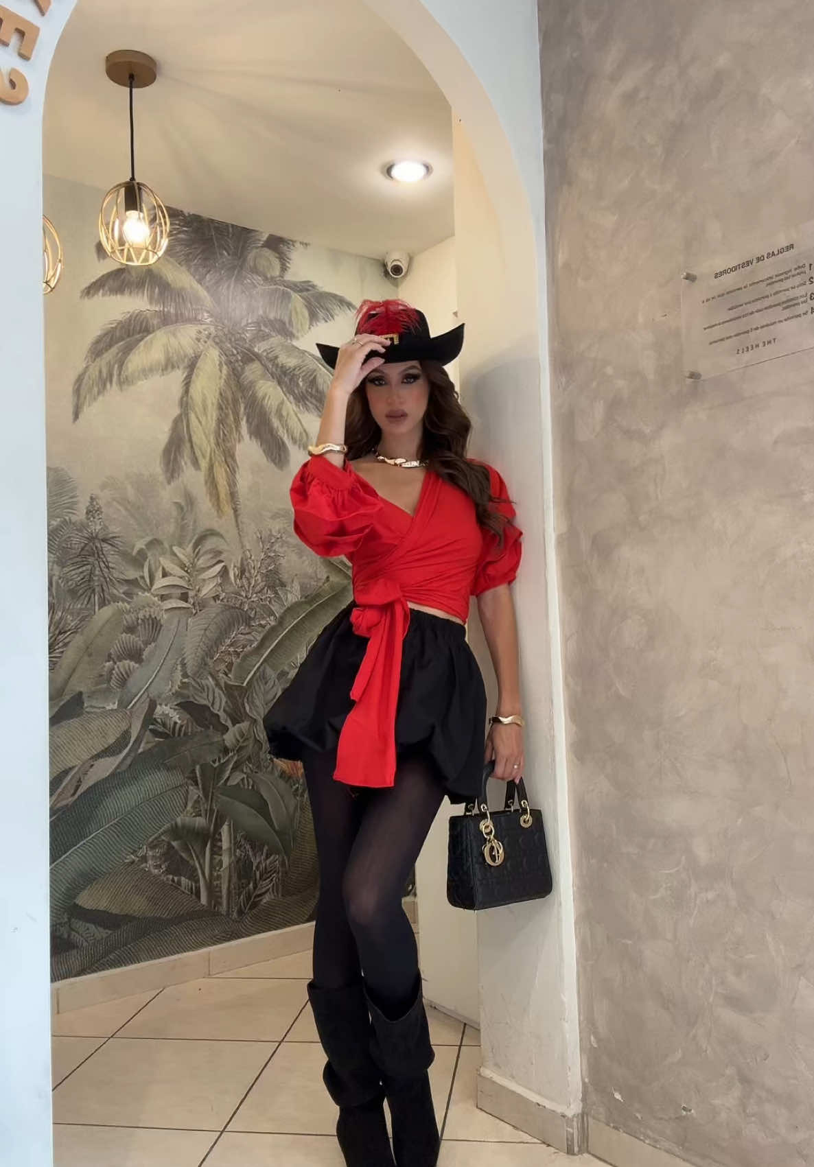 Halloween outfit idea @The Heels ❤️ #gatoconbotas2024 #halloween #gatoconbotas