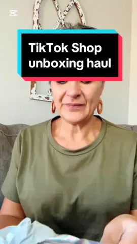 Unbox my TikTok shop order with me!  #tiktokshopfinds #tts #unboxing #TikTokShopHaul #fyp #fypシ 