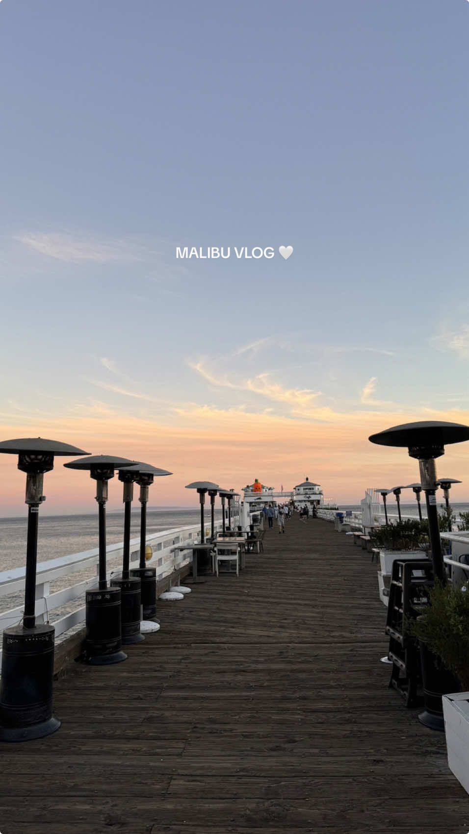 how to spend the perfect day in malibu 💌 #travelvlog #malibu #dayinmylife #travelbucketlist #coffeelover #californiaadventure #nobu #dailyvlog #travelwithme #asthetics #foodreview #wholefoodshaul #aussiegirl #fyp #traveltips 