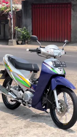 fs karisma D 2003 warna silver violet ss lengkap taat pajak Rp 9nego 📌 dm info lebih lanjut☎️  #karisma125 #karisma125modifikasi #karisma125d #kphgank🚀 #fyp #mekaniktiktok 