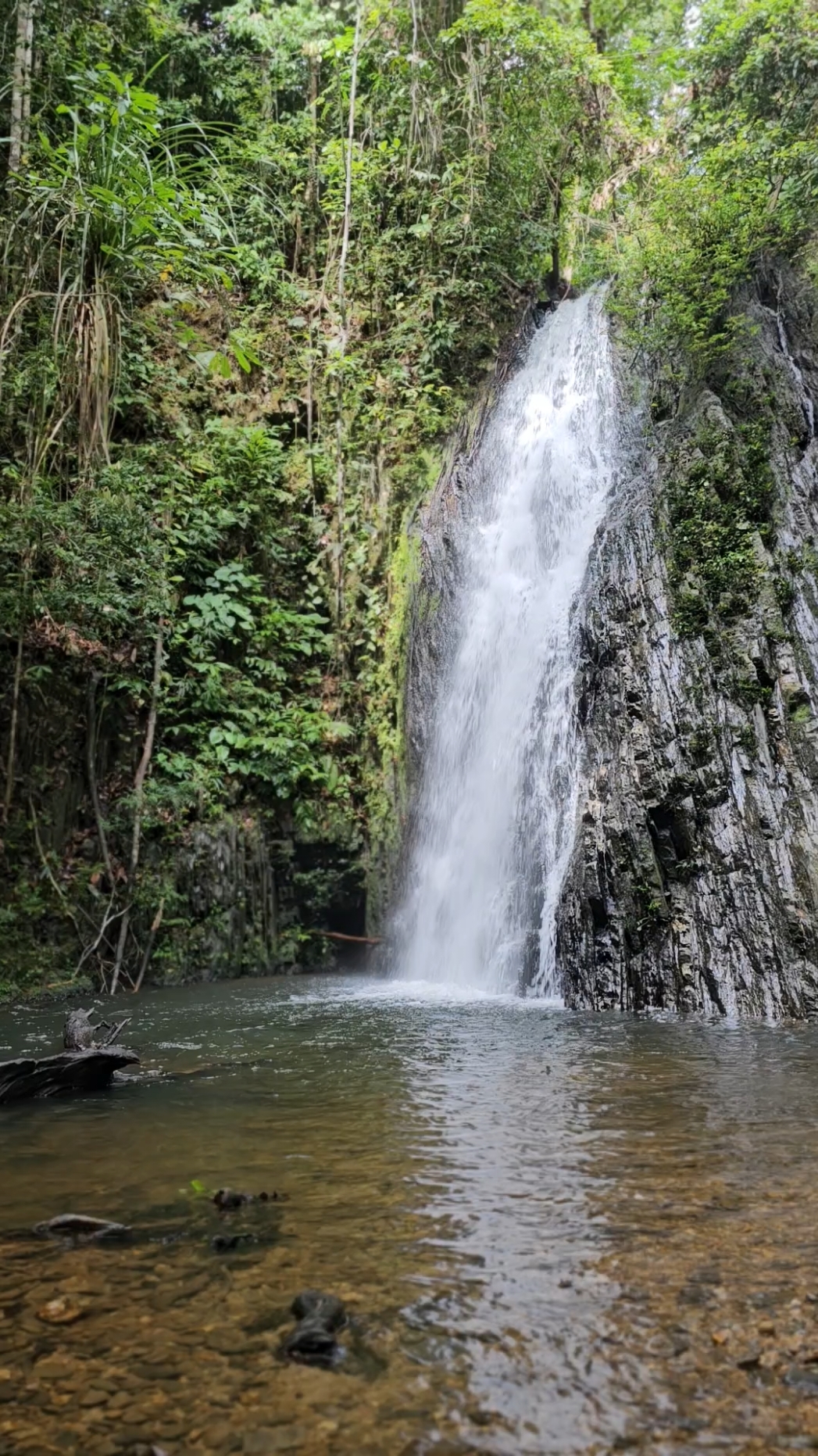 Gemerlapkan Jiwa 🍃 #WongEnseluai #LubokAntu #BatangAi #Nature #ExploreSarawak #Adventure #healing #waterfall