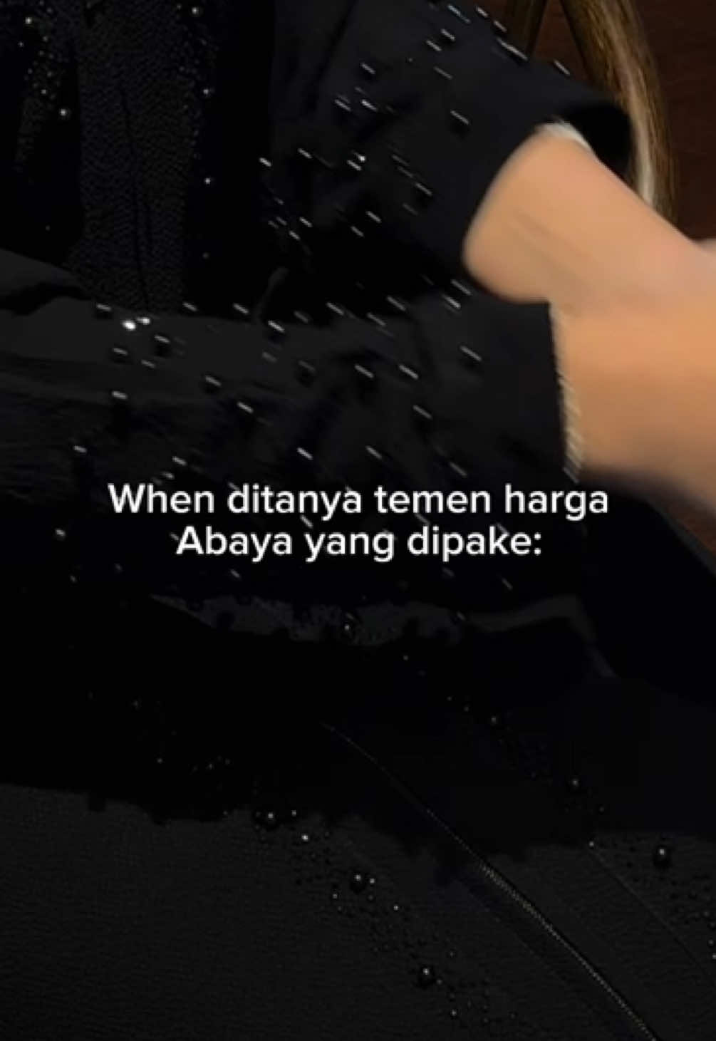 Maaf Bernadya, malah jawabnya “Iya keliatan sih”🥲 