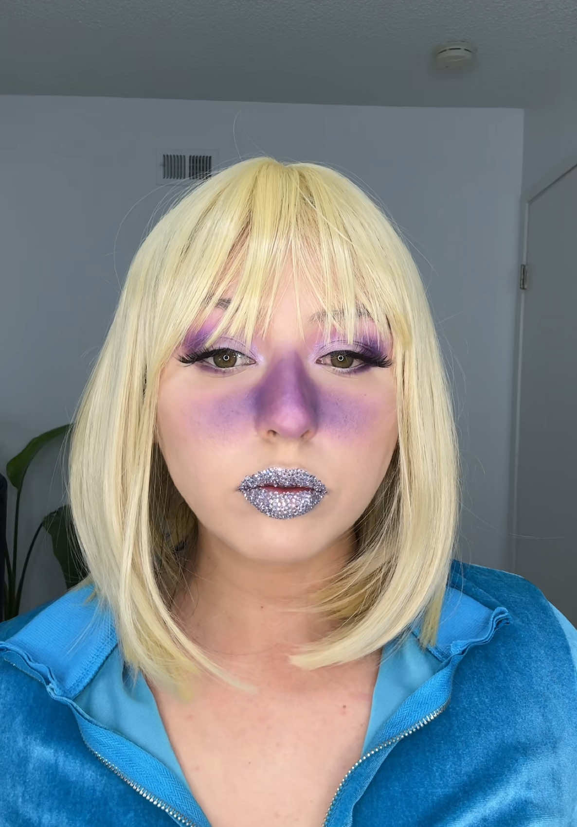 violet youre turning violet 😧 #halloweenlook #violet #makeup #halloweencostume #trending 