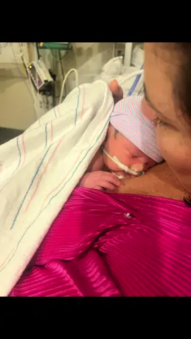 One week with our Charlie girl 🩷🎀 she made her debut at 33 weeks and 4 days due to severe preeclampsia. She is such a strong fighter and making big progress in the NICU! We are hopint she gets to come home soon #preemie #nicubaby #preeclampsia #pretermbaby #pregnancyjourney 
