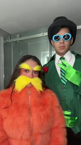 We totally nailed it 🌳.       #couple #halloween #lorax #howbadcanibe #halloweencostume #loraxhalloweencostume #transition #boyfriend @Andrés Armendariz 