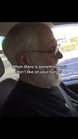 #angrygrandpa #fypシ゚viral #fypシ #burger #foodtiktok #foodreview #meme #viral #funny #real 