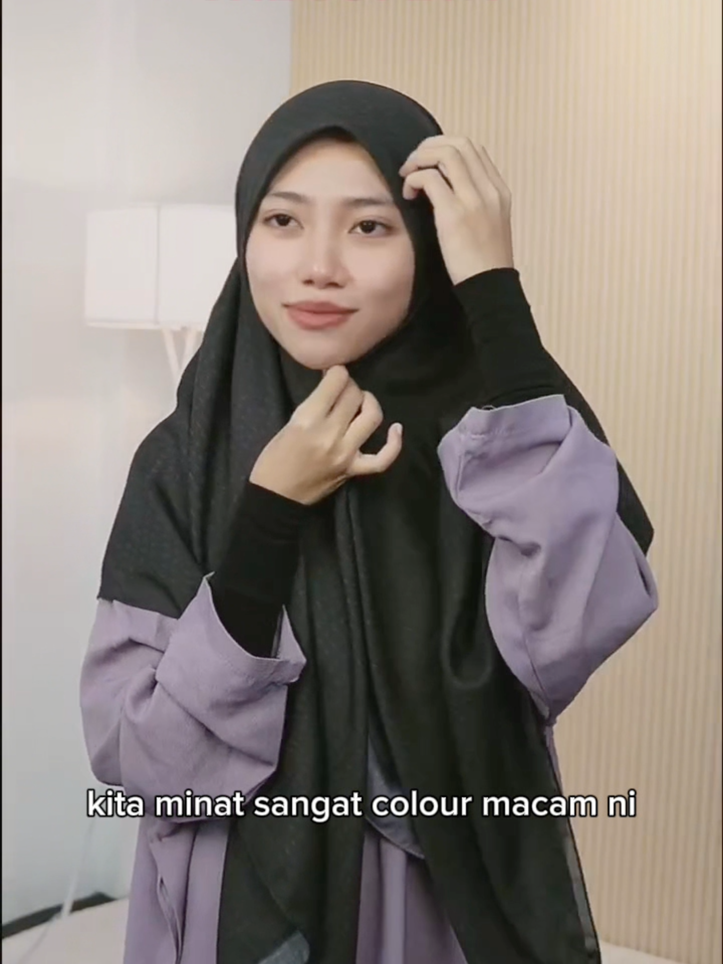 Warna coal ni sangat cantik dan nampak exclusive ya, kalau nak dapatkan dengan harga promo, join live kita sekarang🖤