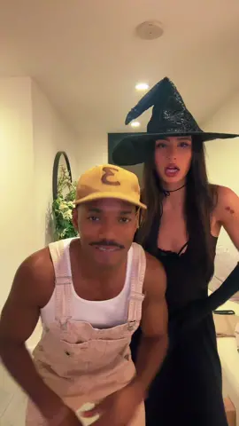 @Ashtin Earle is my fave witch 