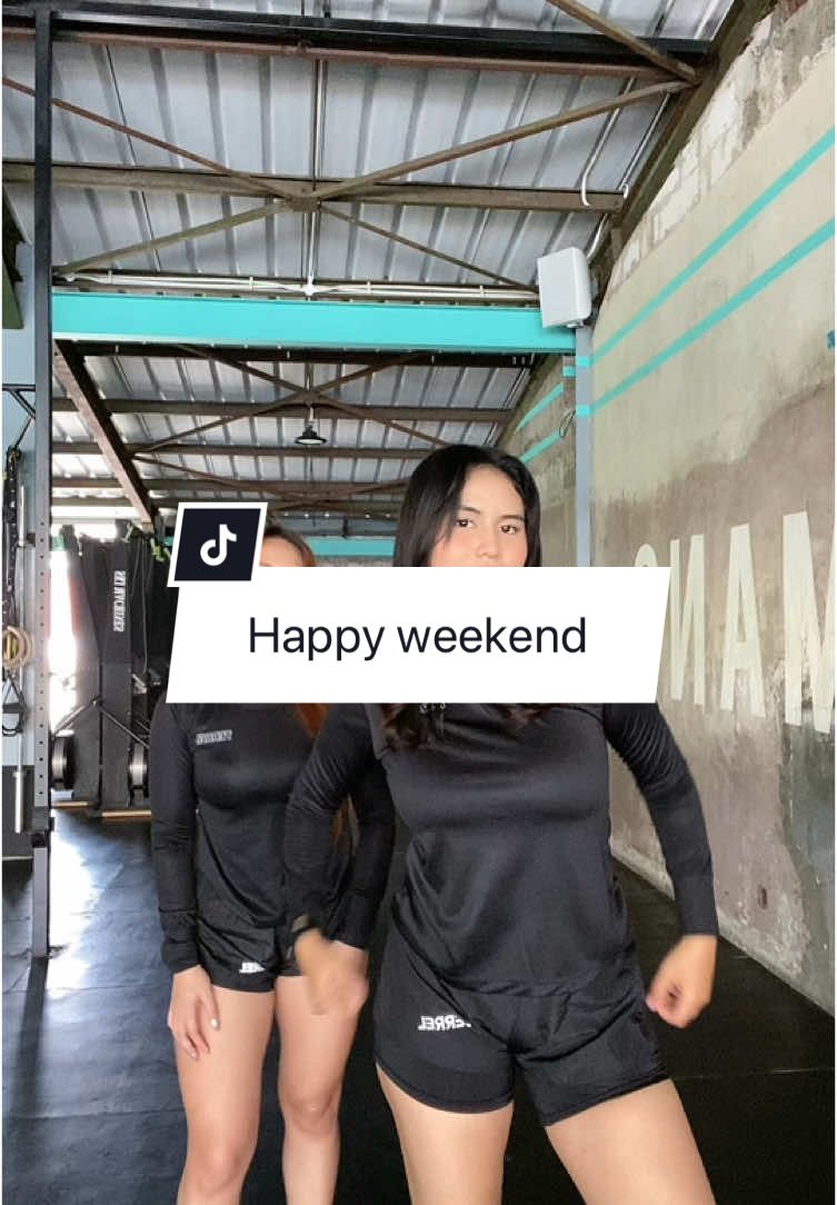 Happy weekend bersama minsis🤩 #foryoupage #trend #gymnastics #gymmotivation #GymLife 