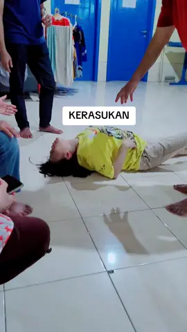 Mengusir Roh Jahat #fypageシ #anak #kerasukan