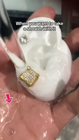 Don’t worry 🥶🥶🥶#topsales #tiktokshopblackfriday #tiktokshopholidayhaul #bestgiftforhim #halloweencostume #earringslovers #coupleearrings #christmasgift #earringstyle 