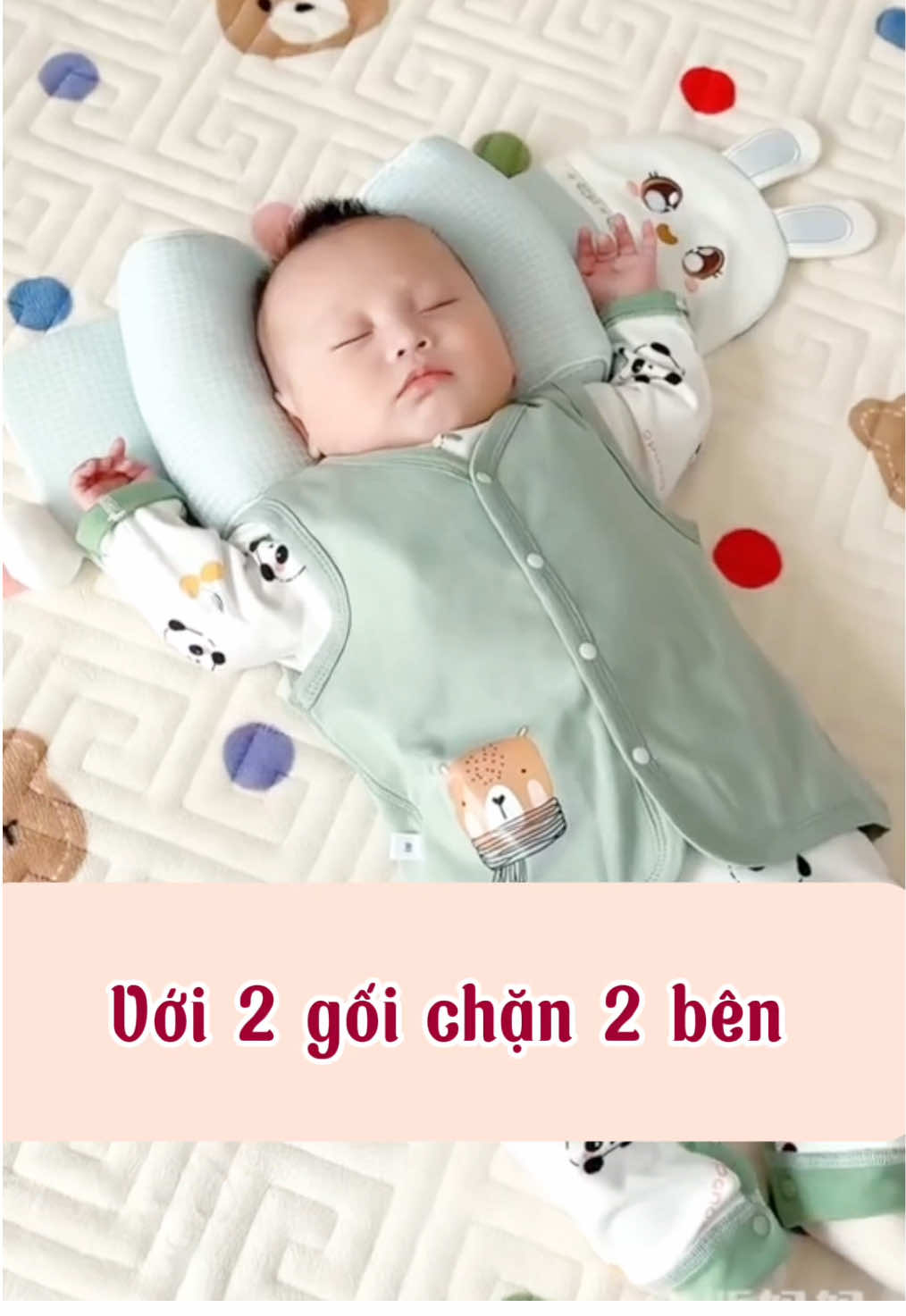 Gối định hình chống bẹp đầu cho bé