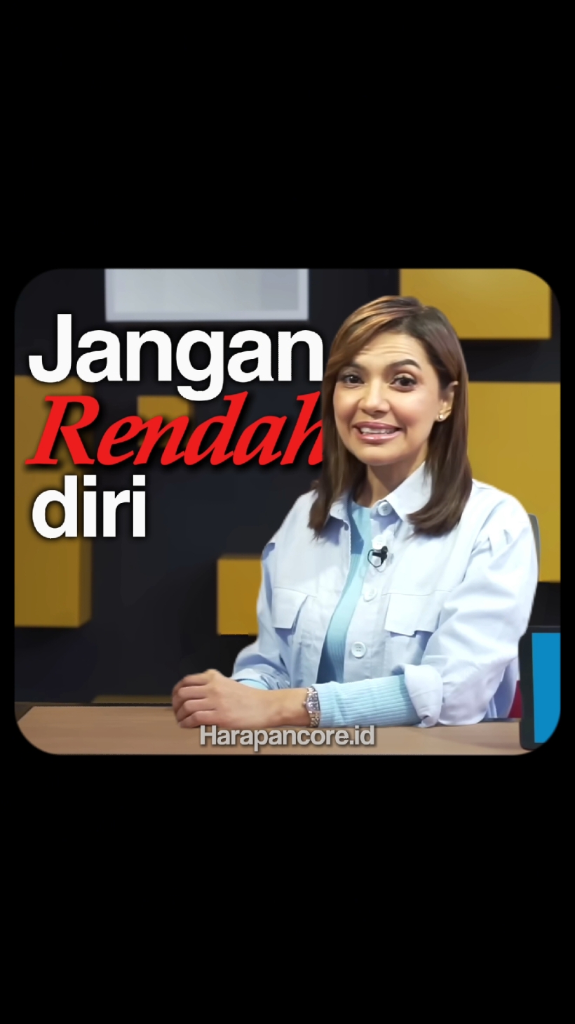 Jangan rendah diri dengan kawan-kawan yang sudah lebih dulu bersinar. Dunia masih cukup luas untuk menampung banyak bintang, menanti kamu yang punya keberanian Quote by Najwa Shihab #quotes #positivity #philosophy #beyourself #fyp