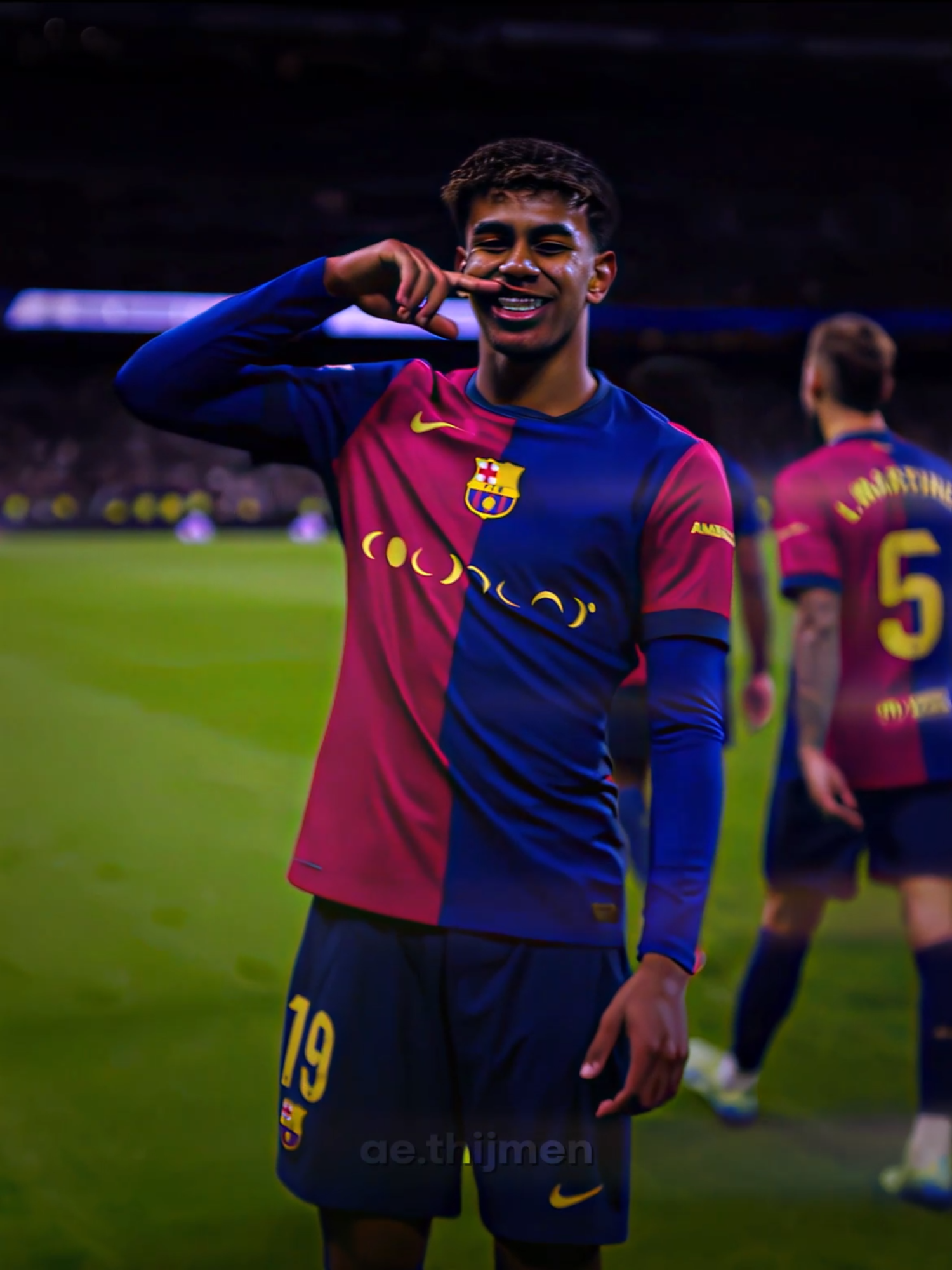 L vini - (creds: @milann.aep) #barcelona #realmadrid #ElClasico #football #footballedit #aftereffects #edit #fy #fyp #foryoupage #foryourpage #viral #blowthisup #aethijmen #tl45 #yamal #lewandowski #raphinha