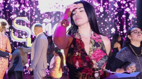 Samantha Batallanos #samanthabatallanos #calegadiel #baile 