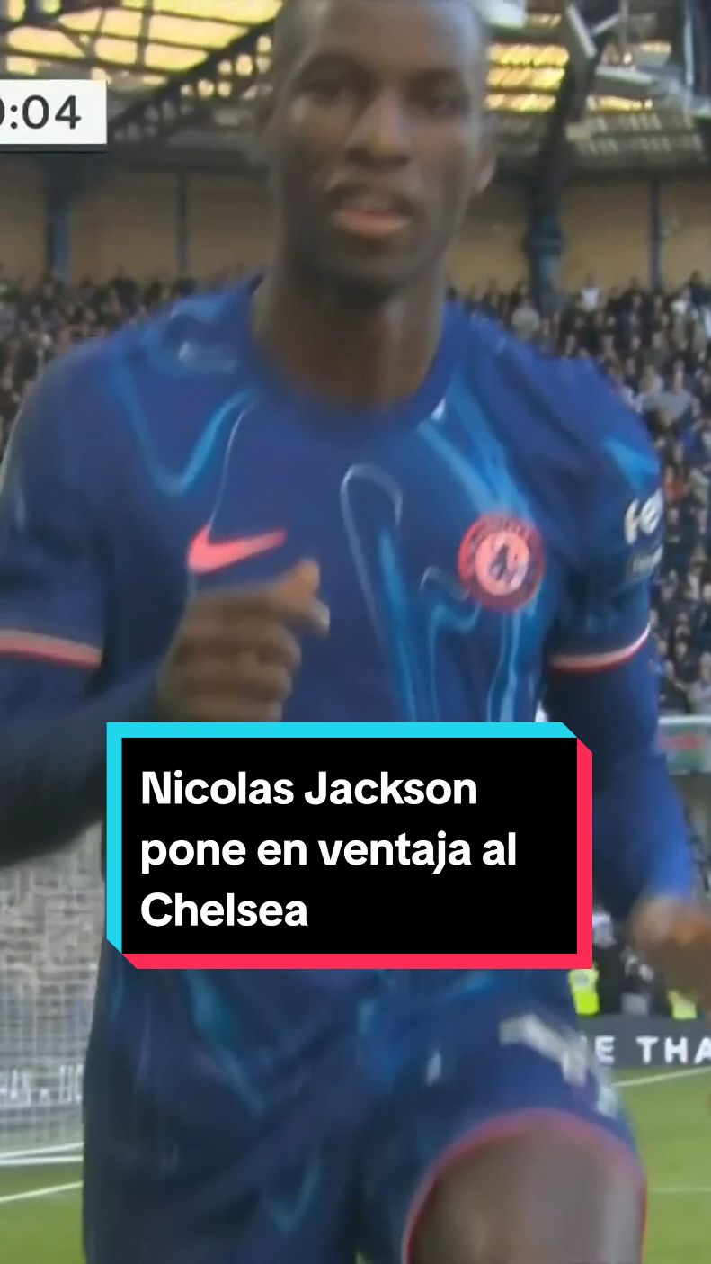 ¡Qué clase de contraataque😎! ⚽ Cole Palmer y Pedro Neto, le regalan el sexto gol de la temporada a Nicolas Jackson. 🔵 Chelsea 1-0 Newcastle ⚫️⚪️ 📺 EN VIVO por @Telemundo y Telemundo APP ➡️ tlmdo.co/3NFCWoq #LigaPremierTD #PremierLeague #Chelsea #Newcastle #ColePalmer #PedroNeto #NcolasJackson