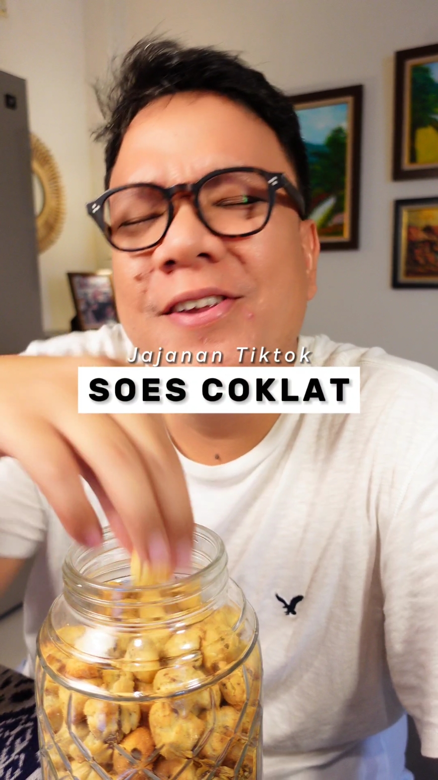 Replying to @dikialbeto Coba skrg dpt hrga brp? wkwkwk #shoptokopedia #belilokal #jajanantiktok #jajananviral #soes #soescoklat #conleyshop #lezatsomalia 