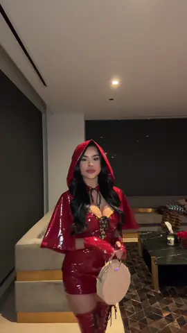 Little red riding hood ♥️🐺