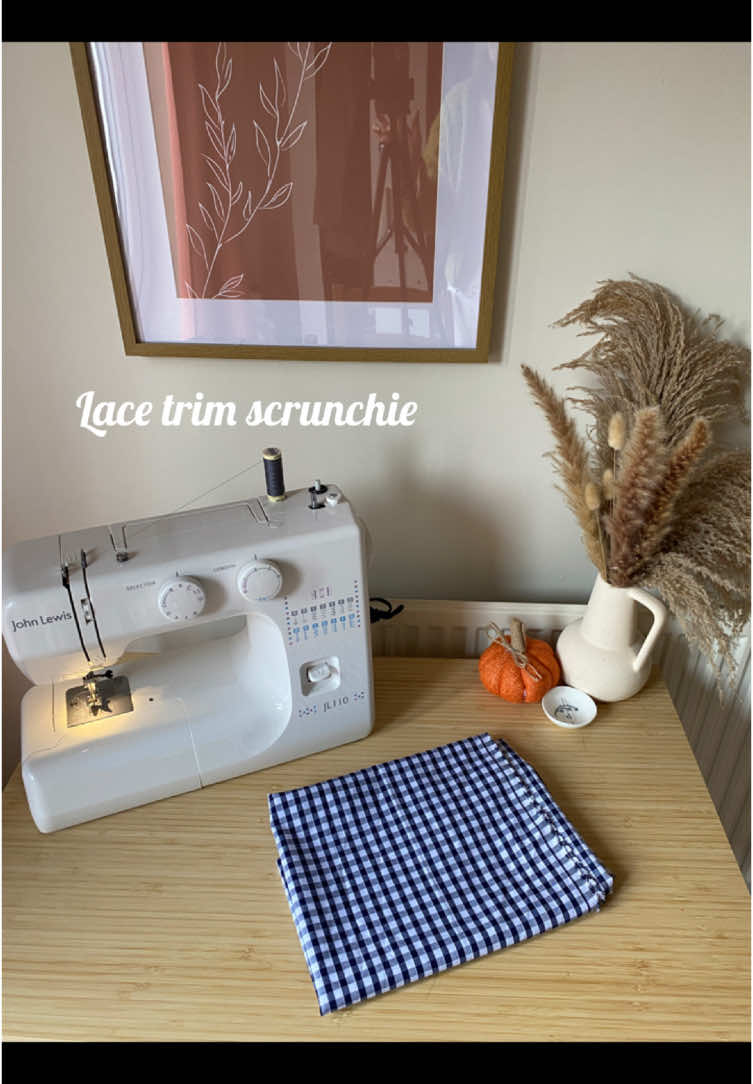 Super quick and easy lace trim scrunchie 💙🤍🪡 #sewing #sewingtiktok #beginnersewing #gingham #lace 