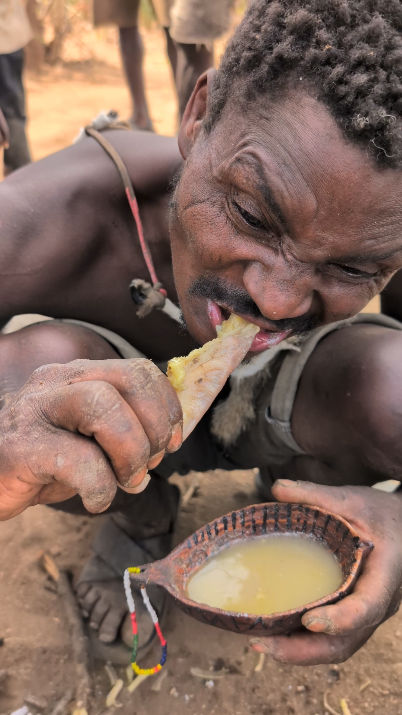 Wow This is mostly delicious and preferred food in tribe 😋😍😲#villagelife #tiktok #africatribes #hadzabetribe #USA 