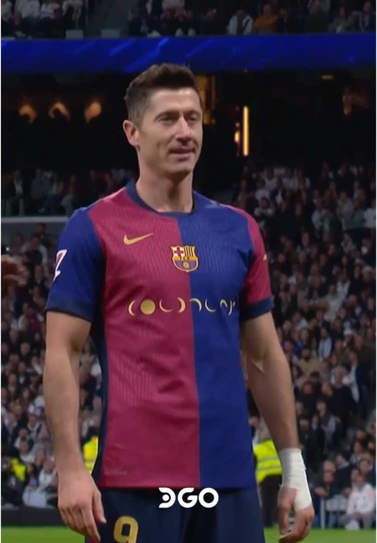 ¡REVIVÍ LO MEJOR DE LA GOLEADA DE BARCELONA EN EL CLÁSICO! 🔝 ⚽️ Así fue el gol de Robert Lewandowski para abrir el marcador. 🤔 ¿Qué fue lo que más disfrutaste? #LaLigaEnDSPORTS #ElClásico #ClásicoSonClásicos