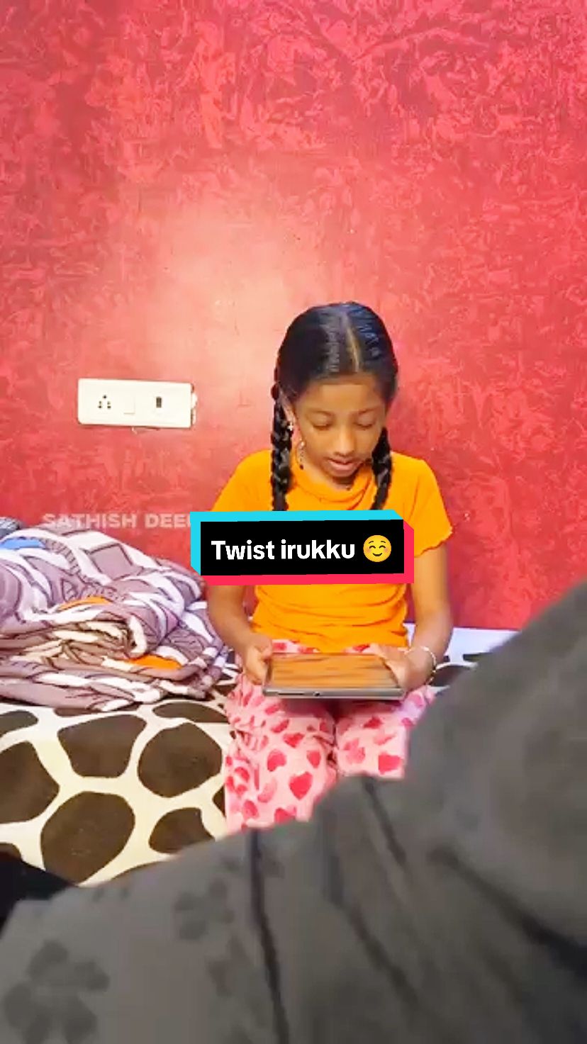 Twist irukku ☺️🤣 #husbandwife #familytime #familycomedy #husbandandwifecomedy #trending #tamiltiktok #funnyvideos #comdeyvideo 