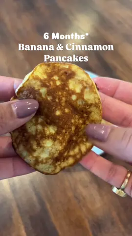 6 Months+ - Banana & Cinnamon Pancakes  INGREDIENTS  ▫️1 Banana  ▫️1 Egg ▫️1/2tsp Cinnamon  METHOD  ▫️STEP 1  Mash banana and mix all ingredients in a bowl  ▫️STEP 2  In a pan melt 1/3tsp butter on low to medium heat pour mixture creating small pancakes cook for a couple minutes both sides  #weaning #babyweaningideas #weaningjourney #babymeal #babyledweaningrecipes #breastfeeding #breastfedbaby #weaningrecipes #firsttimemum #6months #weaning6monthold #babyledweaning #blwideas #blwinspiration  #blw #blwlunch #familymeals #blwdinner #toddlerfood #toddlermeals #whatsonmyplate #6monthsweaning #8months 