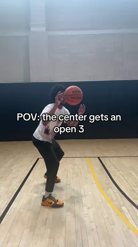 They be ready to shoot anything🤦🏽‍♂️😂 #basketball #fyp #viral #ballislife #NBA #hooper 