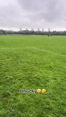 Pressure got to him 🤣#sundayleague #footballtiktok #fail #funnyvideo #viral #fyp #challange #goalkeeper #trashtalk #sport 