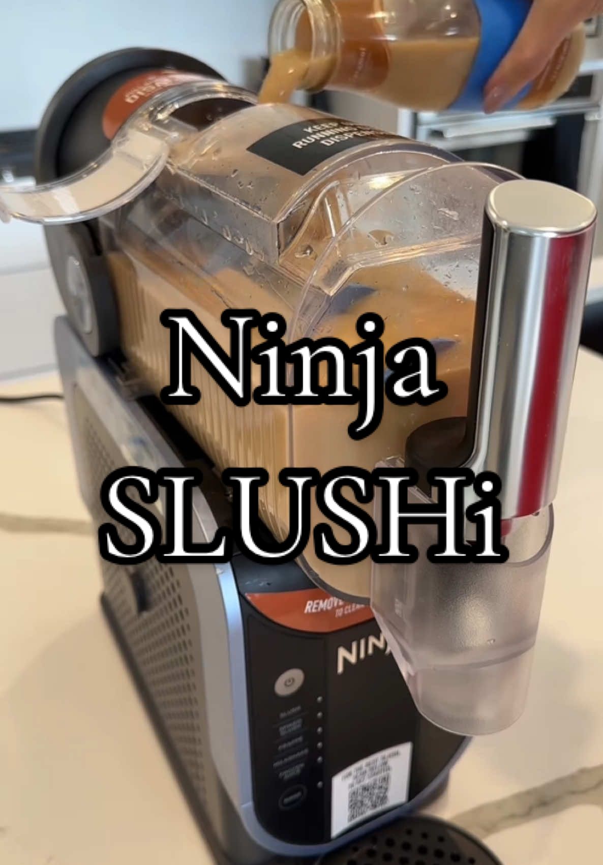 This is in stock right now and on a flash sale 🤯 #ninjaslushi #slushie #slushiemachine #kitchengadgets #slushycup #slushy #tiktokshopcybermonday #tiktokshopblackfriday #tiktokshopholidayhaul 