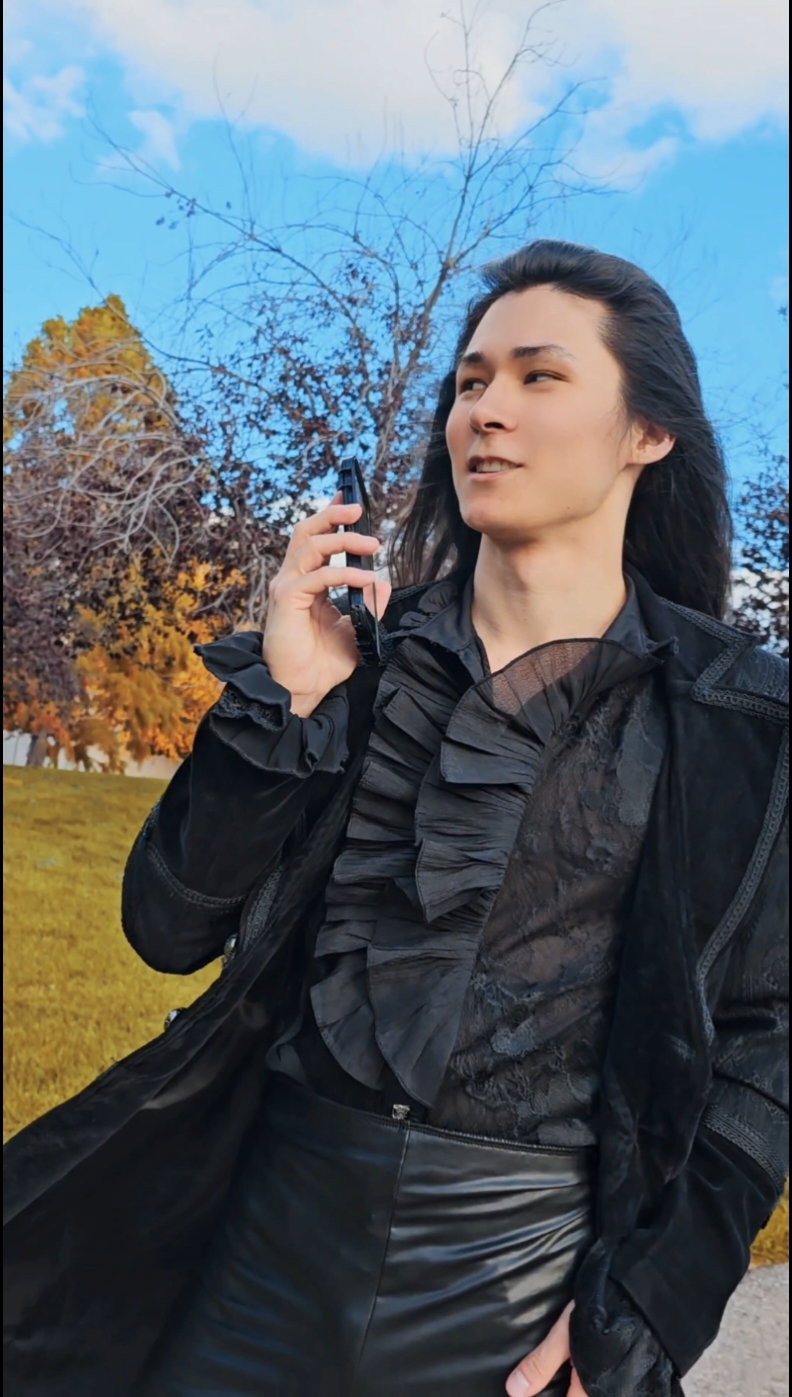 It's the long luscious locks . . . #menwithlonghair #BookTok #gothic #spookyseason  #androgynous 