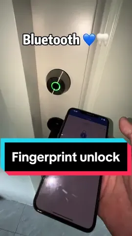 How is this even possible…😮‍💨🤯😍#fingerprint #fingerprintdoorlock #fypシ゚viral #parentinghacks #tiktokmademebuyit #security #smarthometechnology 