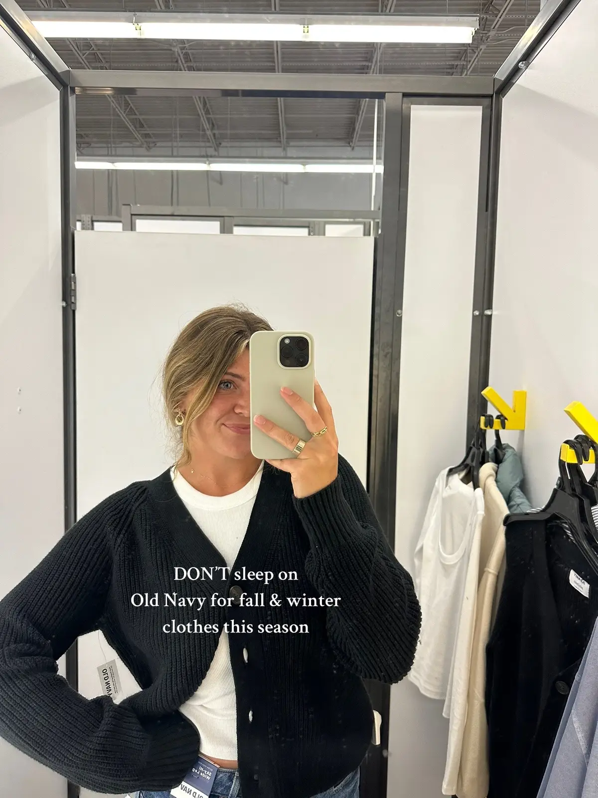 @Old Navy Official has such cute fall / winter pieces right now!! about to book a trip to somewhere cold just so i can wear it all ☃️❄️ #oldnavy #fallfashion #oldnavystyle #fashion #outfitinspo #shoppinghaul #winterfashion #fleece #sweaterweather 