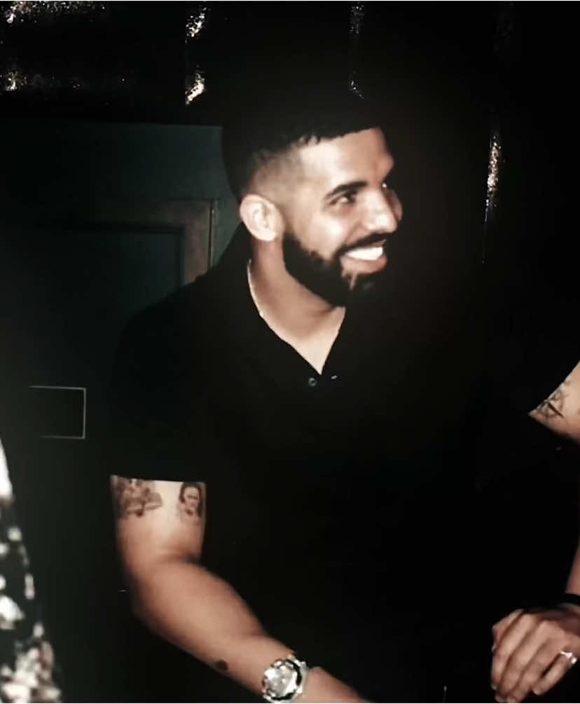 The goat himself. #certified_ovo #drake #drizzy #drizzydrake #drakedit #drakeedits #bbldrake #zestydrake #aubreygraham #drakeconcert #ovo #octobersveryown #fyp #foryou #trending #viral #virall #virall 