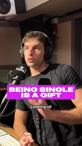 @Pip Rasmussen caught up with @Louis Hanson to chat about the perks of being single  #single #dating #singlelife 