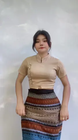 မြဝင်းလာပါပီ❣️#treanding #followers #tiktokmyanmar🇲🇲 #fypပေါ်ရောက်စမ်း😒👊🏻မရောက်လည်းနေ🥴 