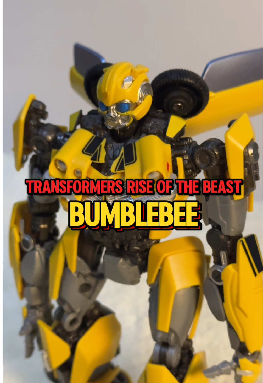 Tak lengkap koleksi Transformers tanpa Bumblebee. Mantap, padu bumblebee dari YOLOPARK ni. Articulation not bad! Lawa pulak tu! Grab now! #bumblebee #transformer #transformers #optimusprime #yolopark #toys 