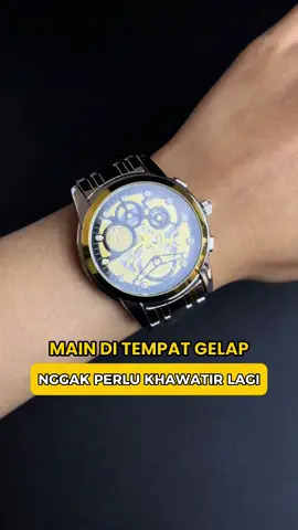 Nggak perlu khawatir lagi kalo main di tempat gelap, jam tangan ini bisa menyala di kegelapan.  #jamtanganmurah #jamtangankeren #jamtanganoriginal #jamtangancowo #jamtangan #jamtanganpria 