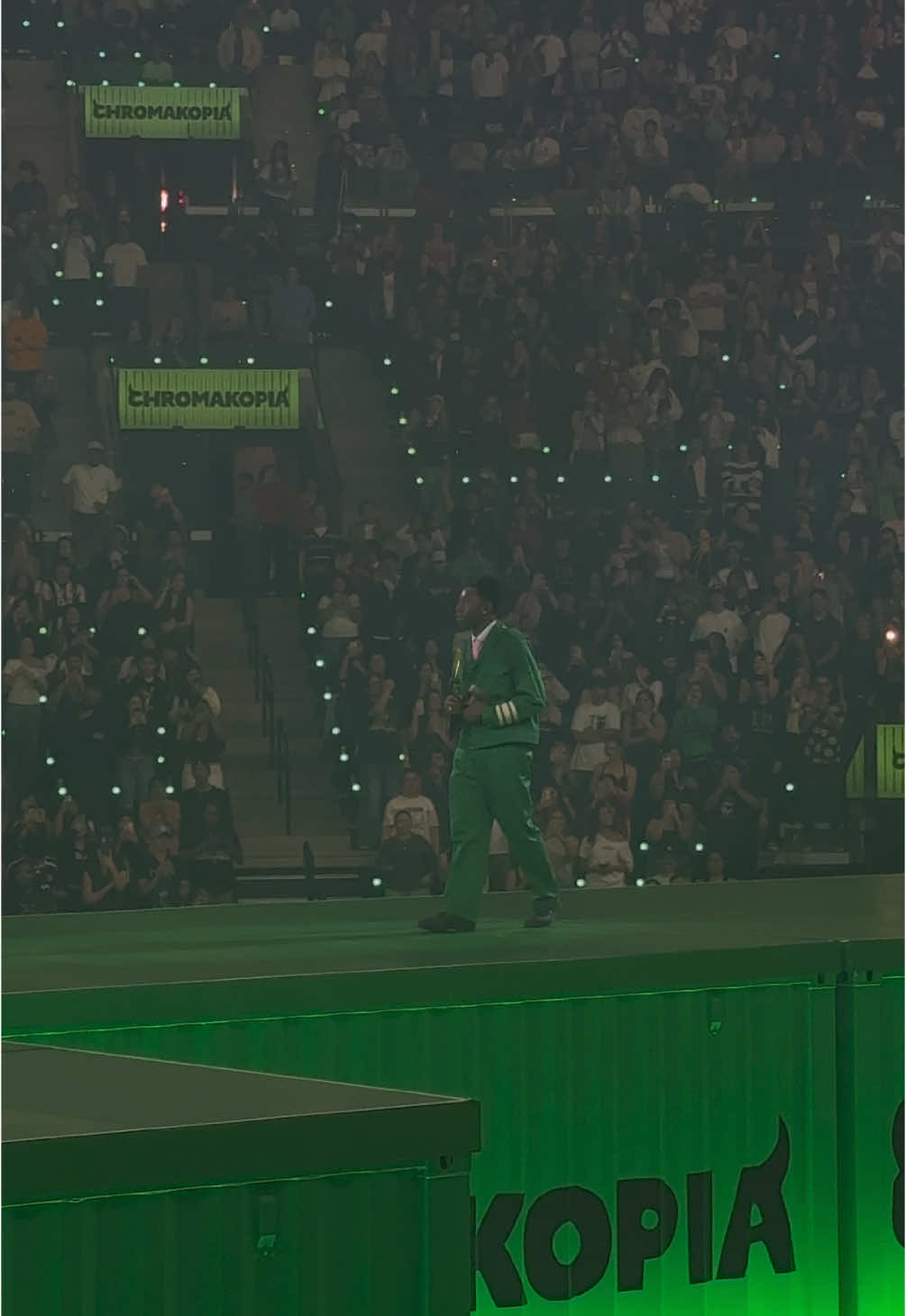 The first fans to listen to #CHROMAKOPIA 💚 Thank you #tylerthecreator for an INCREDIBLE night! 🚛 #IntuitDome #losangeles #concerts #foryou #arena 