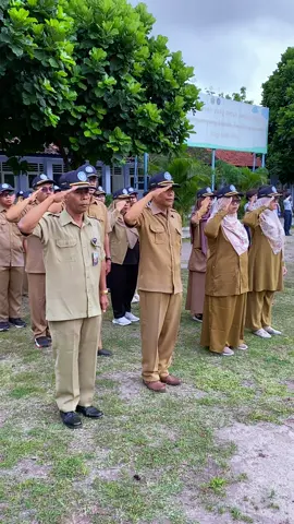 Upacara Bendera SMK Penerbangan AAG Adisutjipto dalam rangka memperingati Hari Sumpah Pemuda ke-96 pada 2024 ini, yaitu Maju Bersama Indonesia Raya. Tema ini berarti bahwa semangat Merah Putih harus terus berkibar dalam setiap jiwa pemuda Indonesia. #smkpenerbanganjogja  #smkpenerbanganangkasa  #smkpenerbanganadisucipto  #smkpenerbanganadisutjipto  #smkpenerbanganyogyakarta  #smkpenerbanganaagadisutjipto  #siswapnb  #skapenta  #skapentajogja  #ppdb 