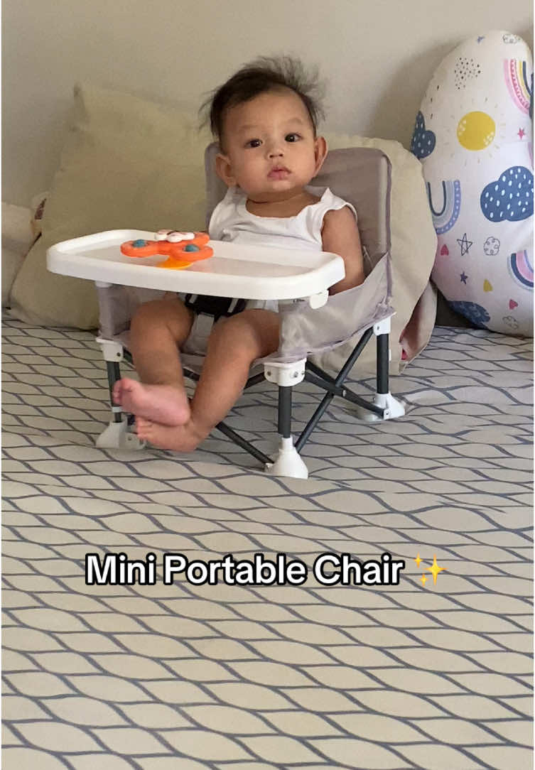 Mini Portable Chair 😍 #miniportablechair #babydiningchair #babiesoftiktok #fyp 