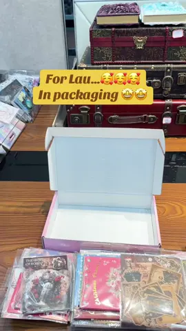 #journaling #LIVE #journal #tape #stickers #Kyra🥰🥰🥰 #artist 