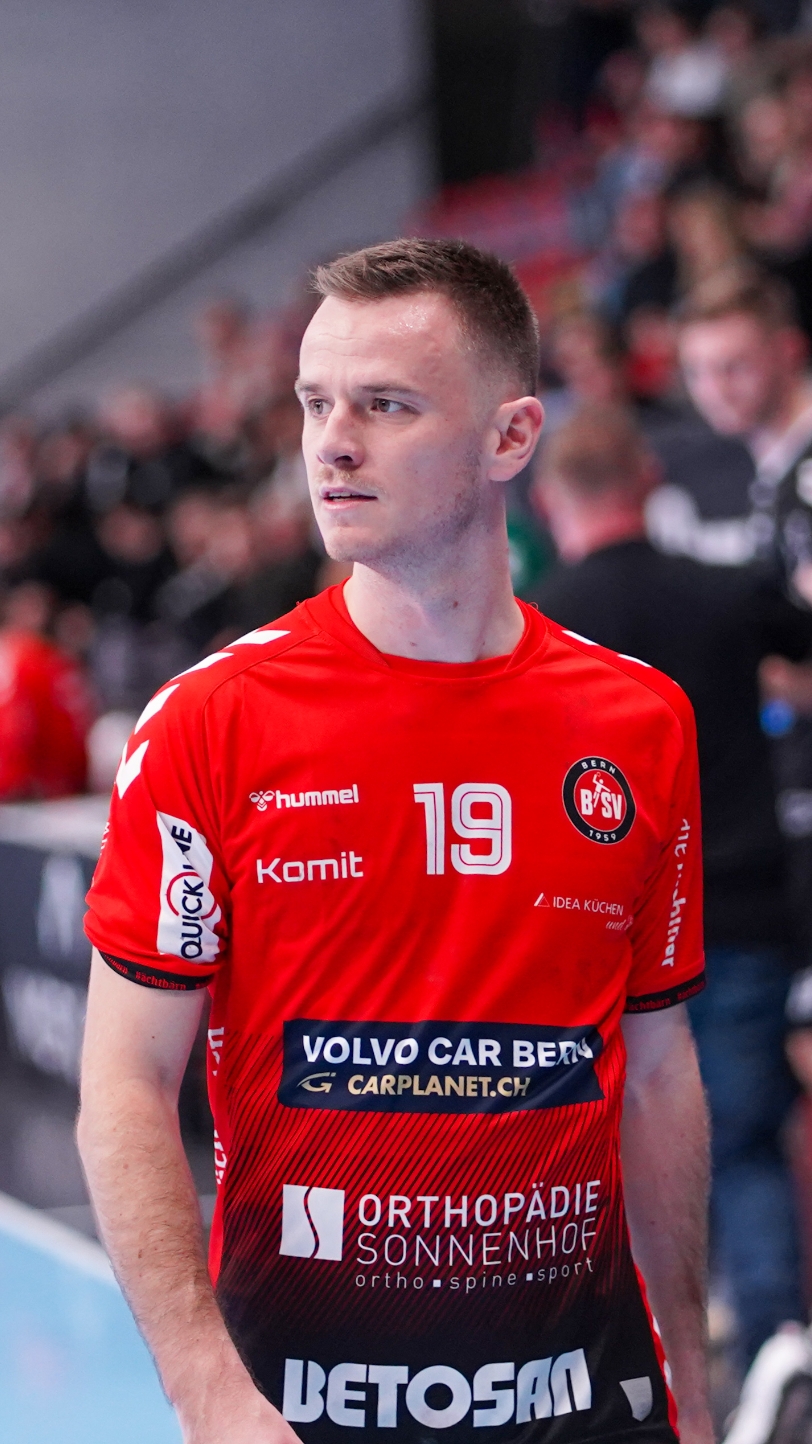 Marco Strahm ⚡ 🇨🇭 QHL BSV Bern vs RTV Basel #handball #håndbold  #handballschweiz #handebol #balonmano #handballmatch #handballpassion #handballworld #andebol #pallamano #bsvbern #marcostrahm #quicklinehandballleague 