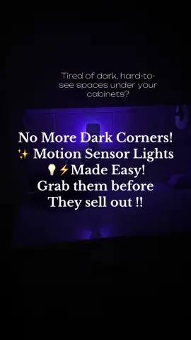 LED lights under cabinets 💡⚡️✨ #ledlights #magneticledlight #motionsensorlights #undercabinetlights #tiktokshopblackfriday #tiktokshopcybermonday #kitchengadgets #KitchenHacks #homefinds #musthaves #ComproDoPequeno 
