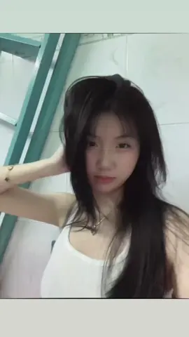 Tìm vào tận facebook like ảnh tao?..#typ #tiktok #viral #xh 