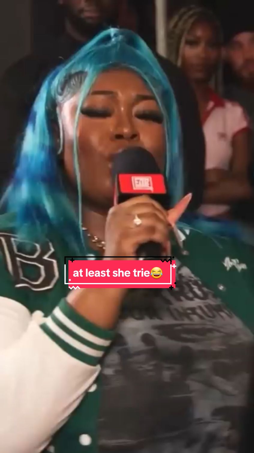 round 2 and she still gets violated 😂😂😂 #battlerap #hiphop #rap #rapbattle #urltv #music #bars #kotd #url #rapper #battle #battlerapper #rbe #youtube #deutschrap #rapbattles #kingofthedot #freestyle #rapmusic #hiphopculture #art #artist #geechigotti #battlerappers #hitmanholla #dltlly #tayroc #tsusurf #undergroundhiphop #freestylerap #uk #drill #diss #battle #fy #fyp 