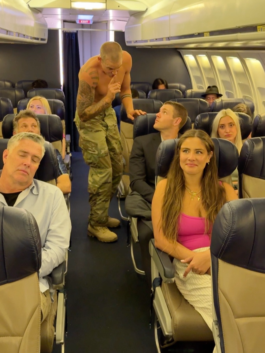 Soldier sets up surprise mile high wedding with the help of the pilot 🥹 #Homecoming #airplane #wedding