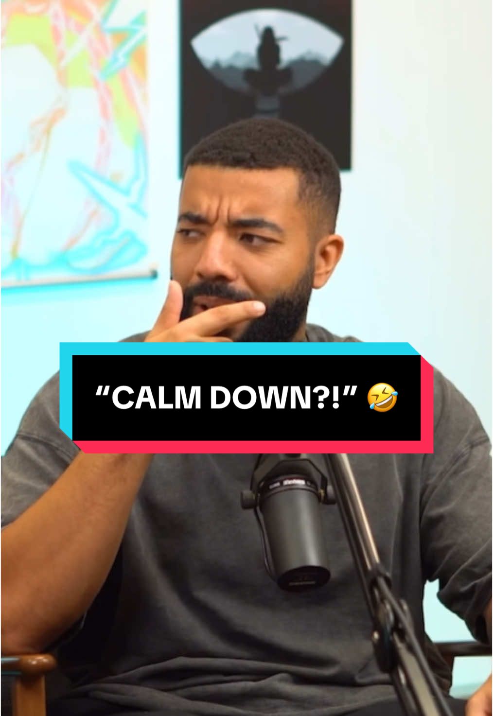“CALM DOWN?!” 🤣 #shxtsngigs #funny #podcasts #shxtsngigsclips 