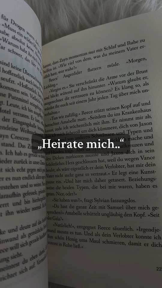 I'm still waiting for volume 10👀🫦 💭 hsbt ihr die Reihe gelesen?freut ihr euch band 10? #kings #verybadkings #jswonda #darkromance #romance #booktokgermany #booklover #books #reading #book #read #bookish #fyp #booktokgermany 